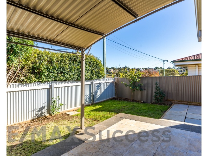 1/10 Kirklees Street, Newtown QLD 4350