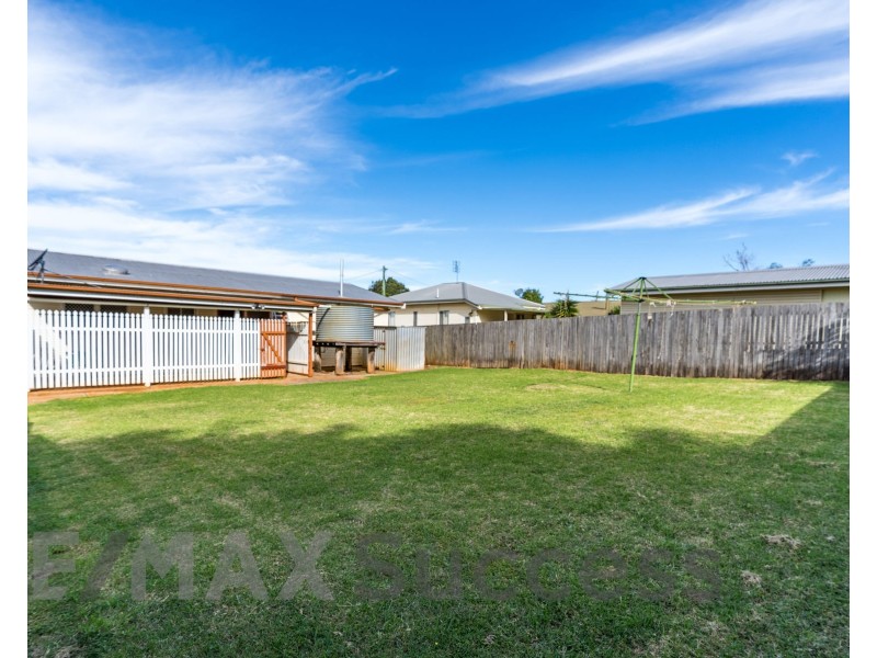 21 Vanity Street, Rockville QLD 4350