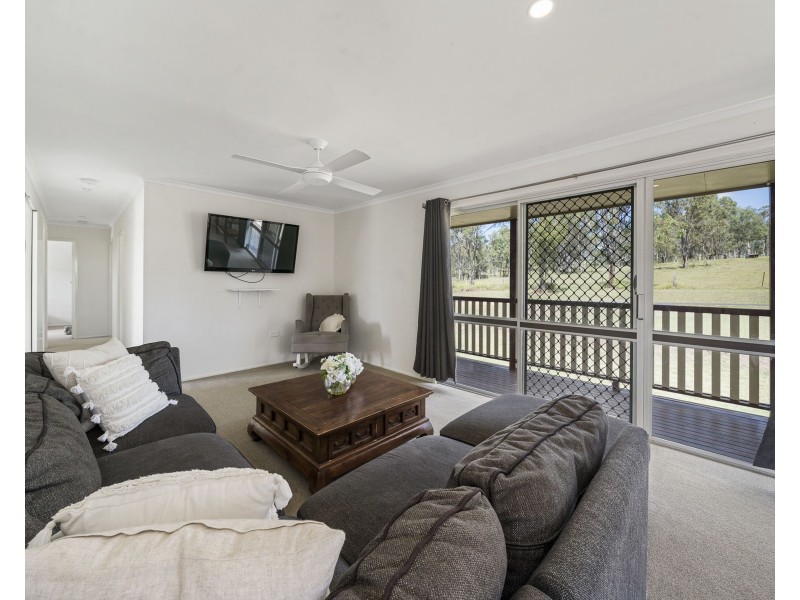 72 Ossian Street, Murphys Creek QLD 4352