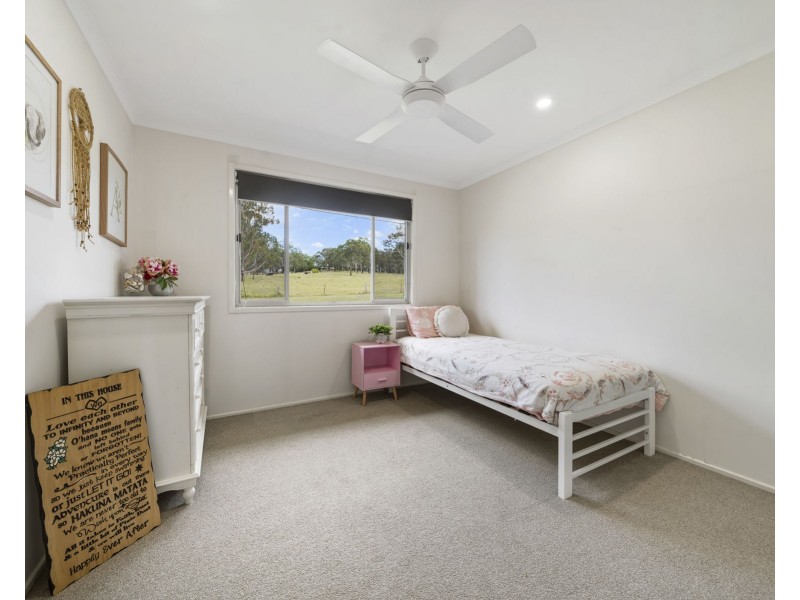 72 Ossian Street, Murphys Creek QLD 4352