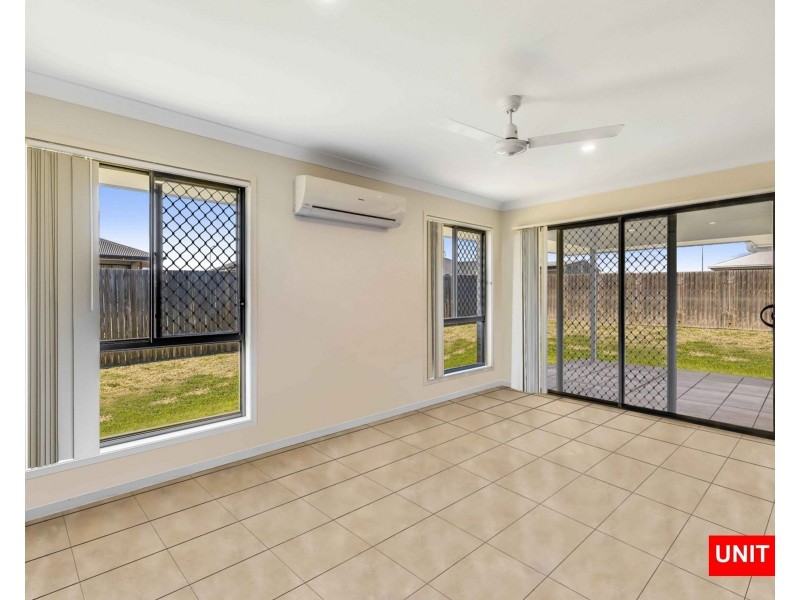 7 Magpie Drive, Cambooya QLD 4358