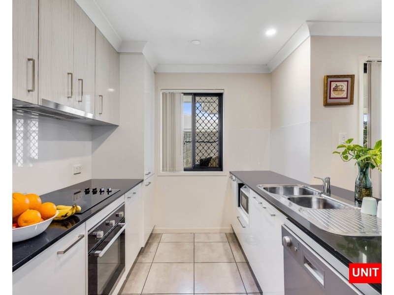 7 Magpie Drive, Cambooya QLD 4358