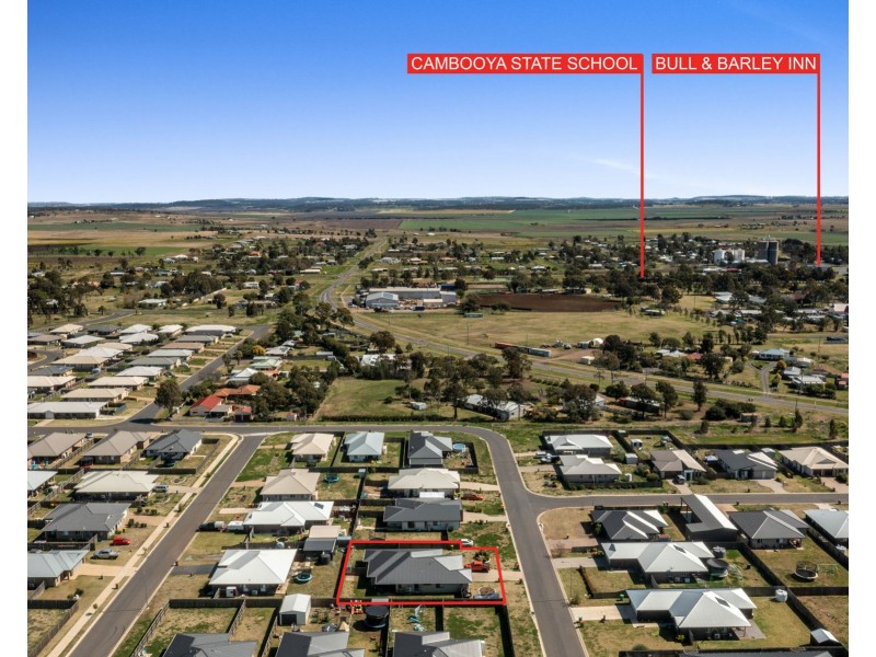 7 Magpie Drive, Cambooya QLD 4358