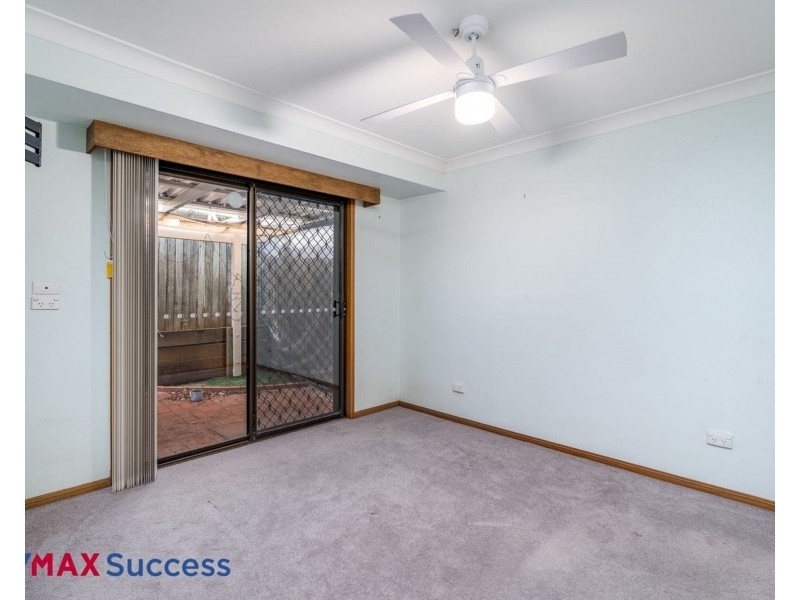 2/11a Gatfield Street, Newtown QLD 4350