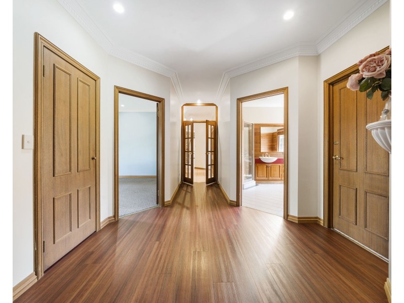 31 Thomas Street, Meringandan West QLD 4352
