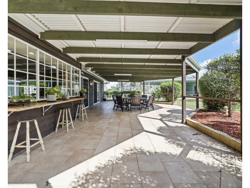 31 Thomas Street, Meringandan West QLD 4352