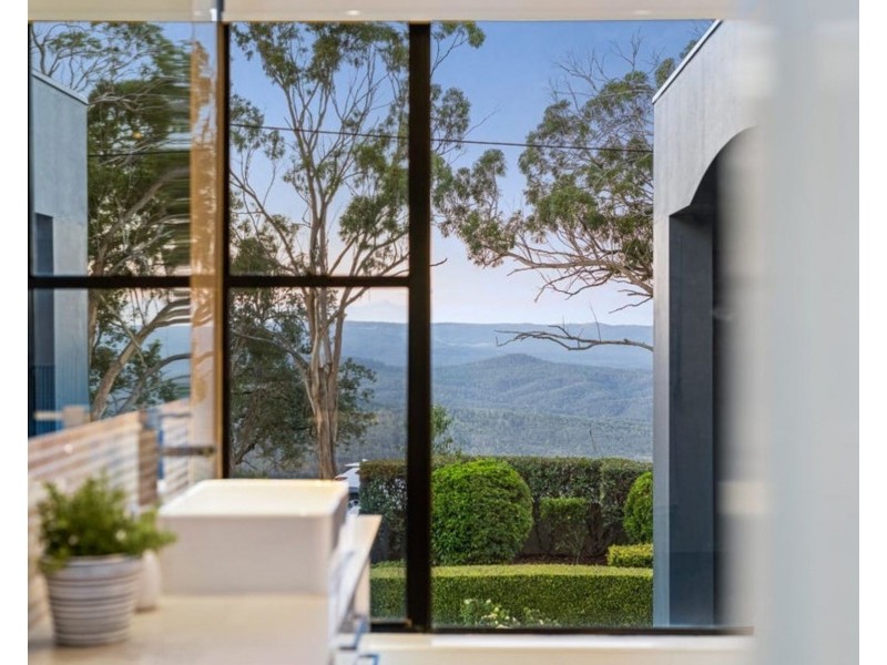 110-112 Prince Henry Drive, Prince Henry Heights QLD 4350