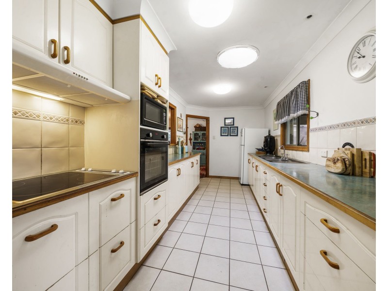 4 Long Street, Rangeville QLD 4350