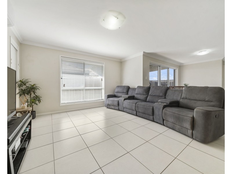 3/7 Wapiti Street, Kearneys Spring QLD 4350