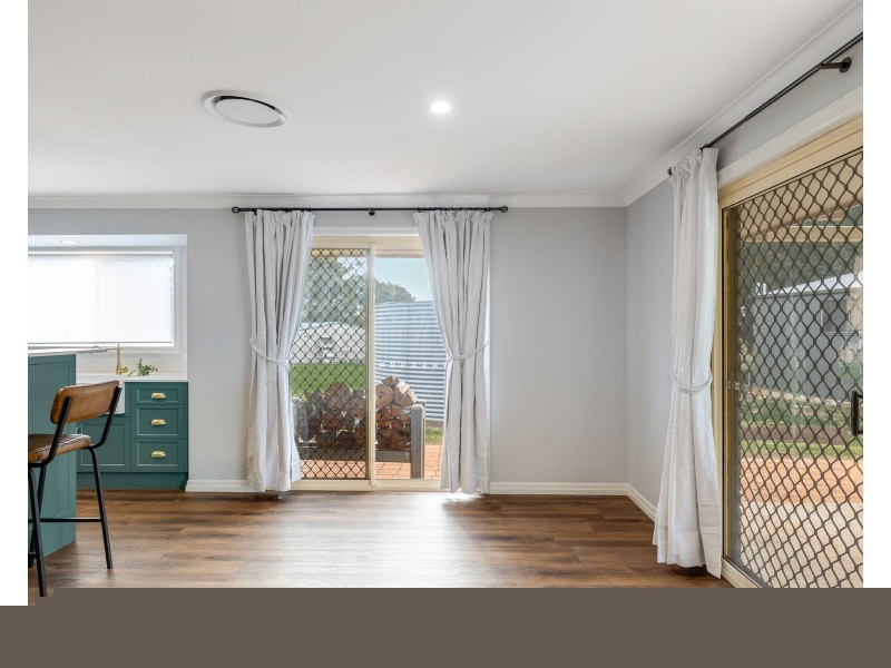28 Timperley Drive, Highfields QLD 4352