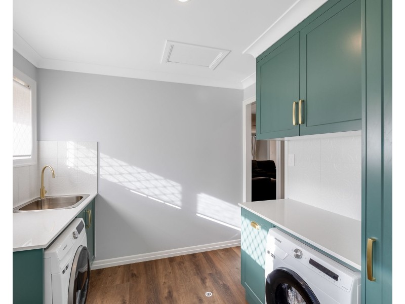 28 Timperley Drive, Highfields QLD 4352