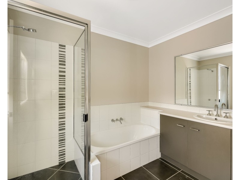 4/101 Stuart Street, North Toowoomba QLD 4350