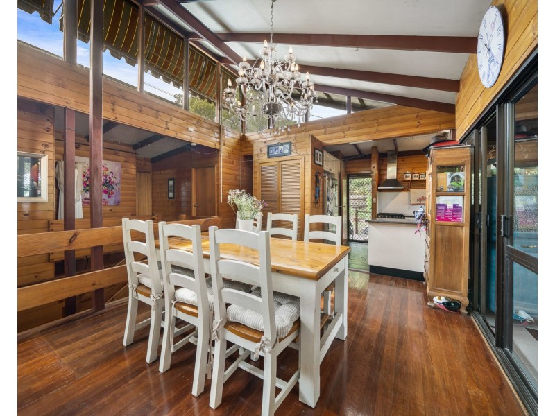 3 Redlands Drive, Gowrie Junction QLD 4352