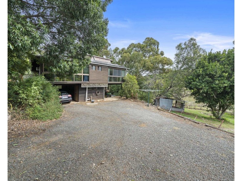 3 Redlands Drive, Gowrie Junction QLD 4352