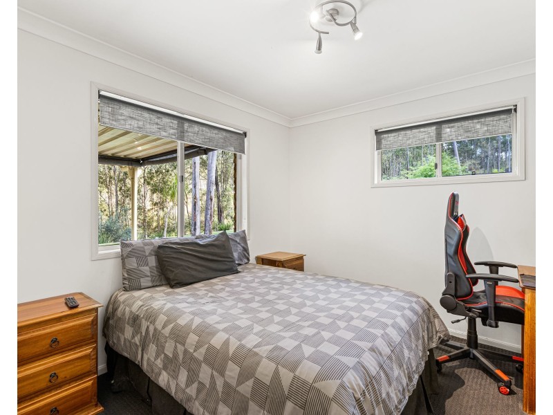 217 Larnook Street, Upper Lockyer QLD 4352