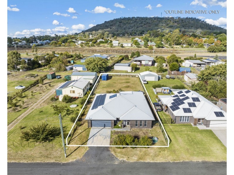 6 Felton Street, Greenmount QLD 4359