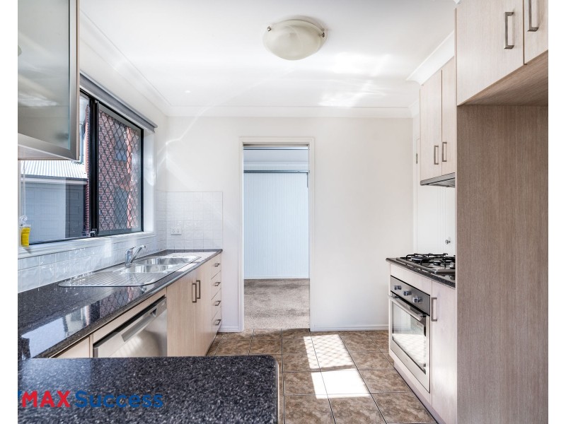 1/1 Ware Court, Darling Heights QLD 4350