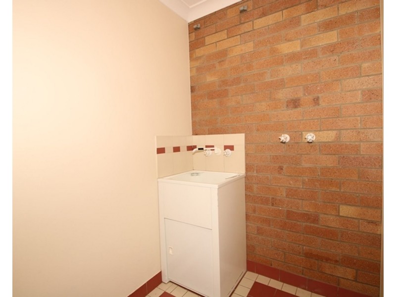 12/248 James Street, Harristown QLD 4350