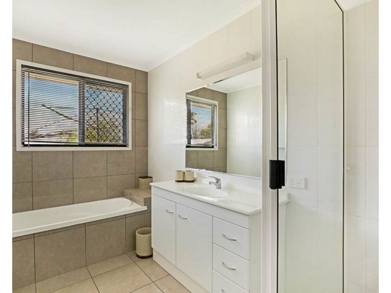 34 Gore Street, Westbrook QLD 4350