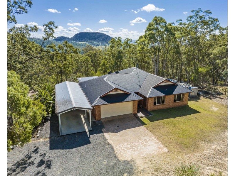 916 Blanchview Road, Silver Ridge QLD 4352
