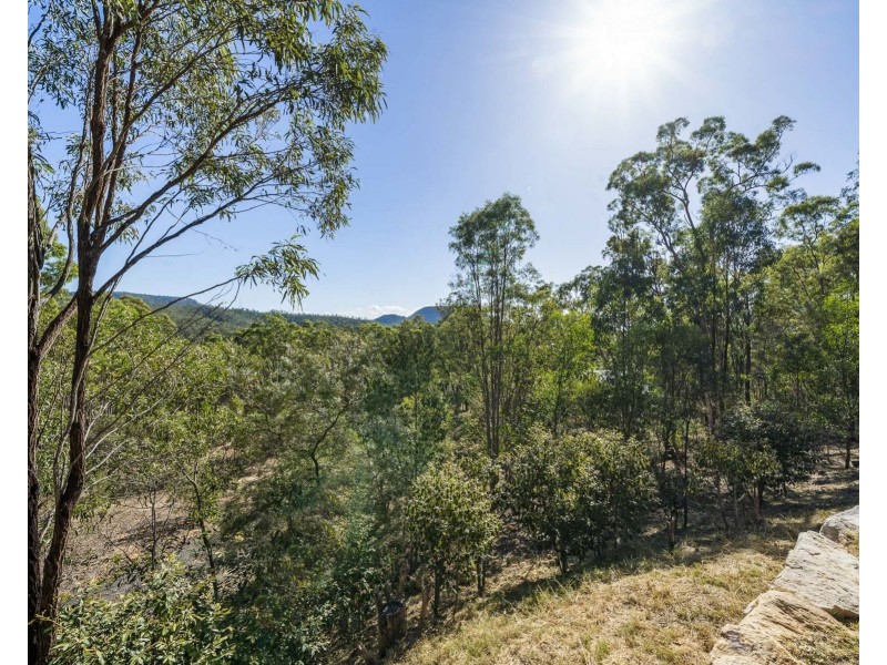 916 Blanchview Road, Silver Ridge QLD 4352