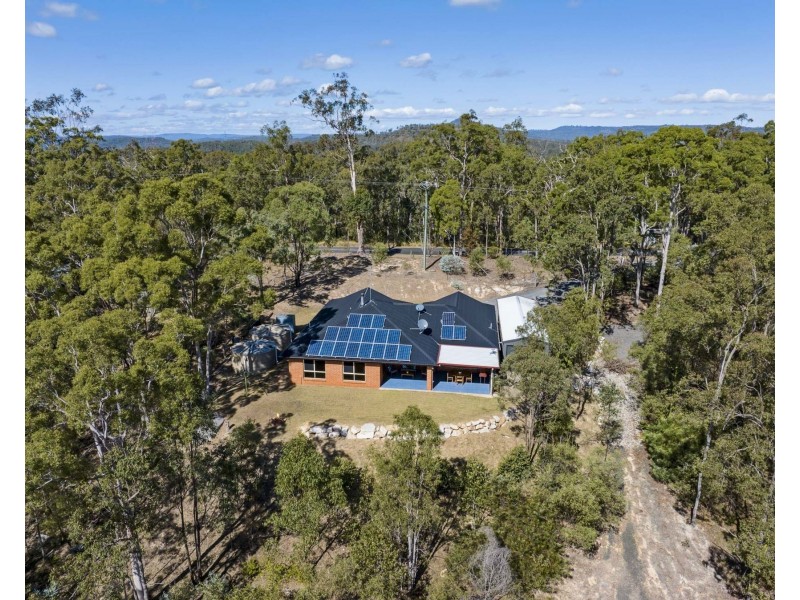 916 Blanchview Road, Silver Ridge QLD 4352