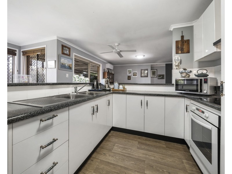 283 Greenwattle Street, Cranley QLD 4350