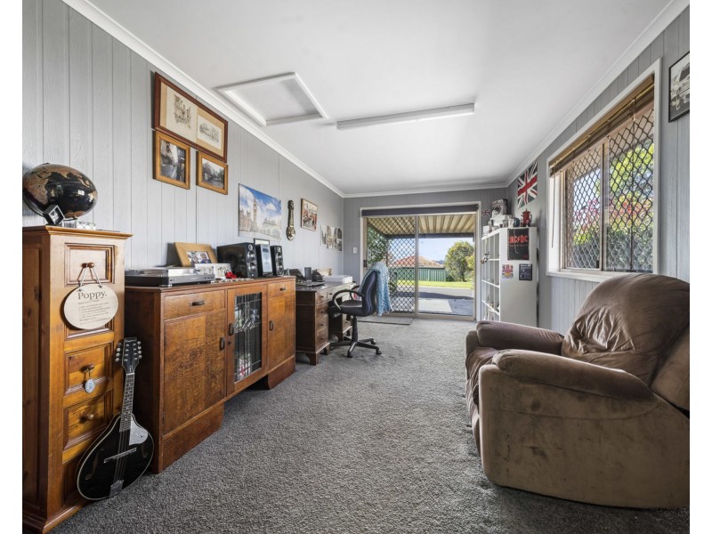 283 Greenwattle Street, Cranley QLD 4350