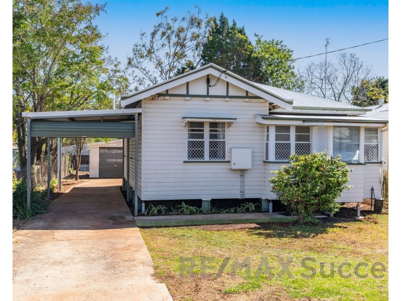 11 Albert Lane, Newtown QLD 4350