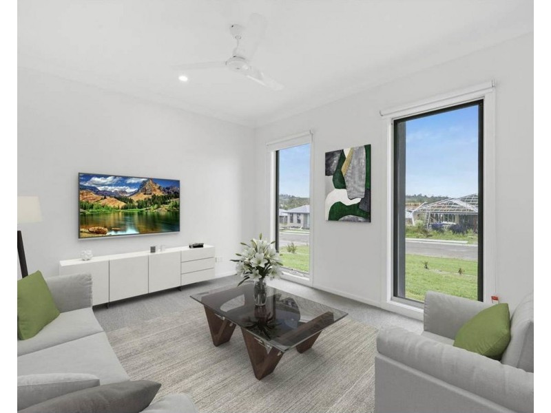 7 Clara May Street, Cotswold Hills QLD 4350