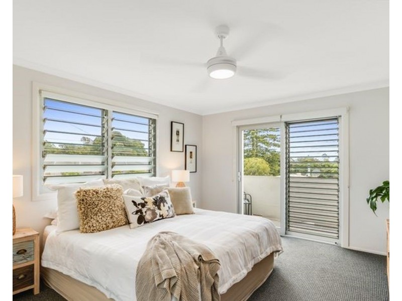 24 Bingara Street, Mount Lofty QLD 4350