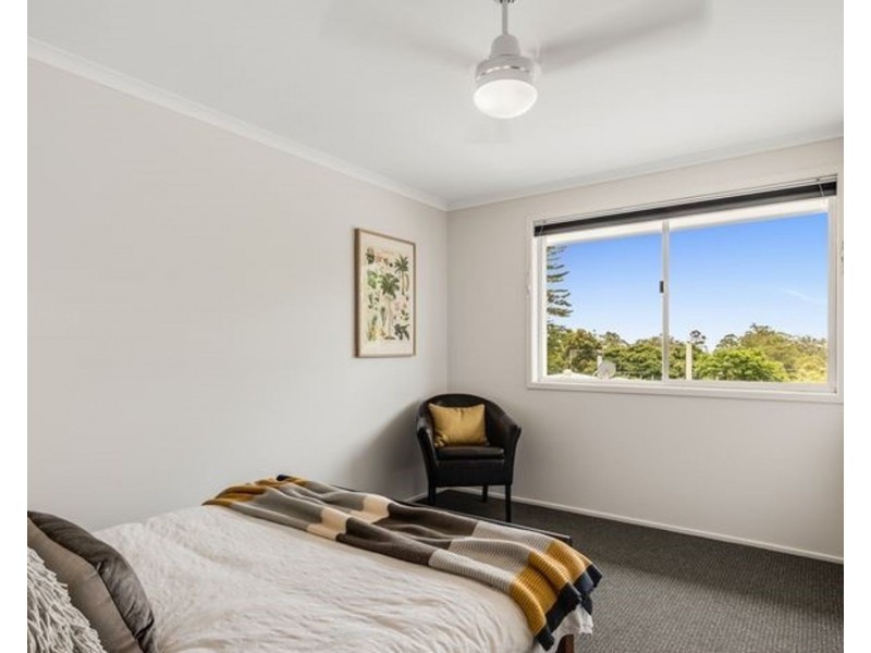 24 Bingara Street, Mount Lofty QLD 4350