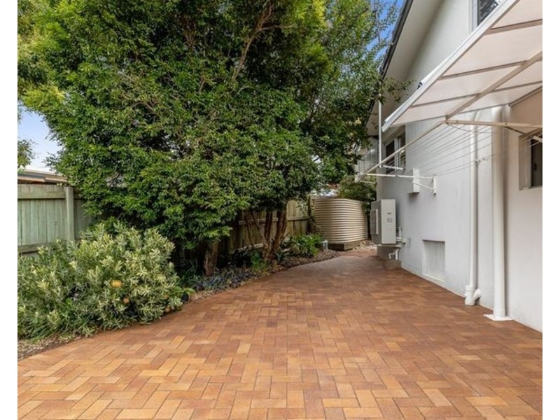 24 Bingara Street, Mount Lofty QLD 4350
