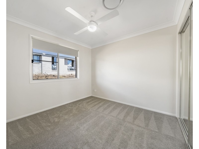 4 Clara May Street, Cotswold Hills QLD 4350