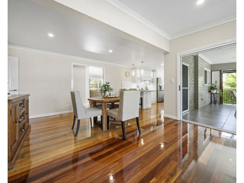 22b Jellicoe Street, Mount Lofty QLD 4350