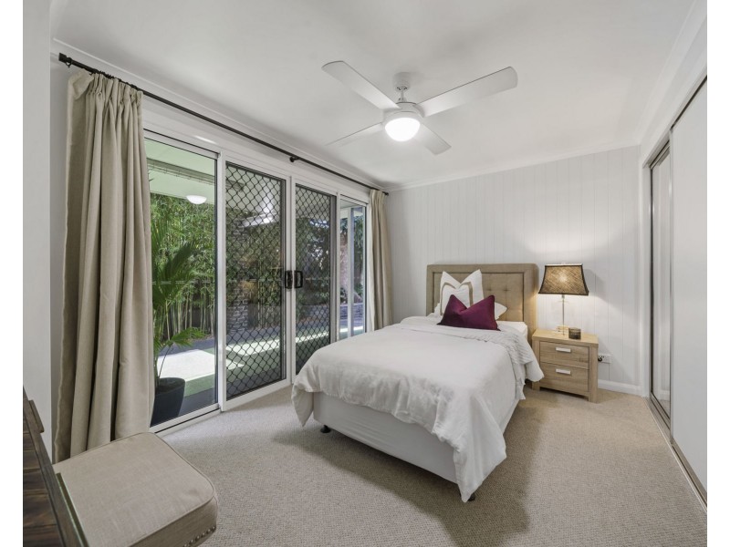 22b Jellicoe Street, Mount Lofty QLD 4350