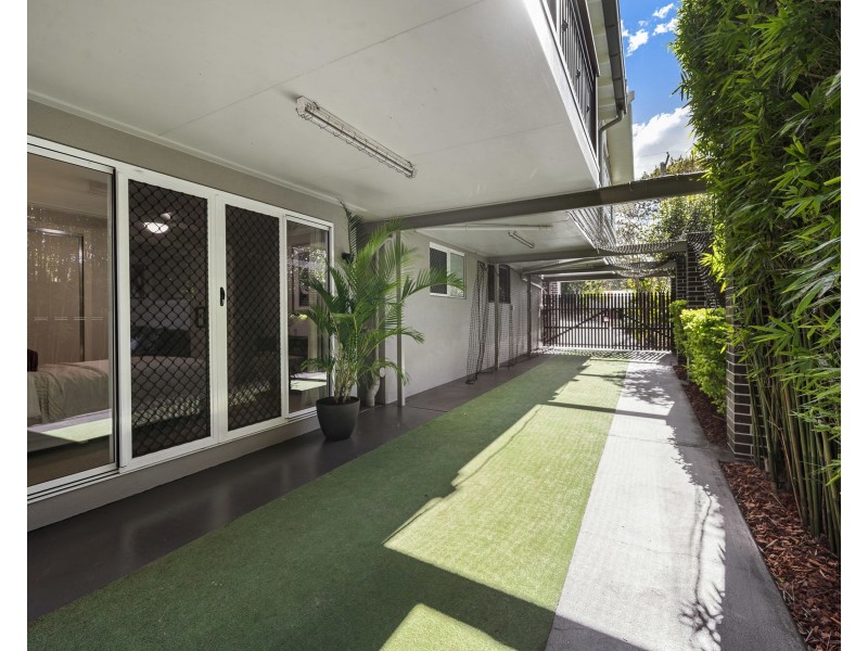 22b Jellicoe Street, Mount Lofty QLD 4350