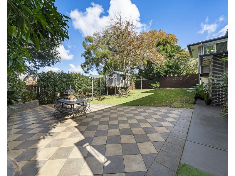 22b Jellicoe Street, Mount Lofty QLD 4350
