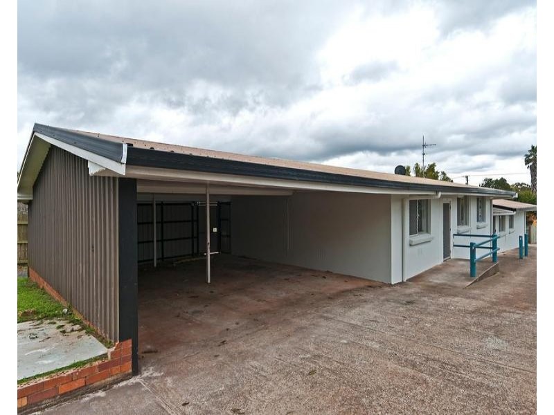 2/20 Swallow Court, Newtown QLD 4350