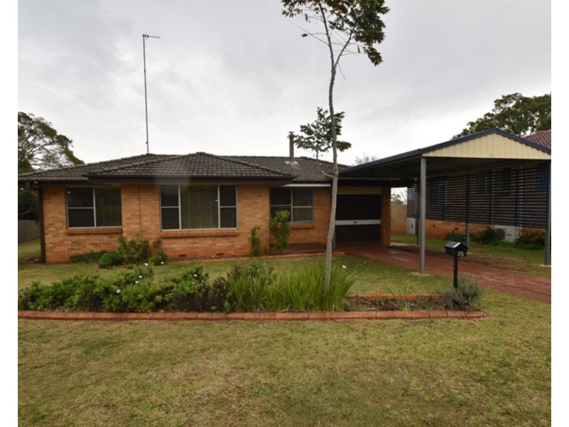 25 Batterbee Street, Rangeville QLD 4350