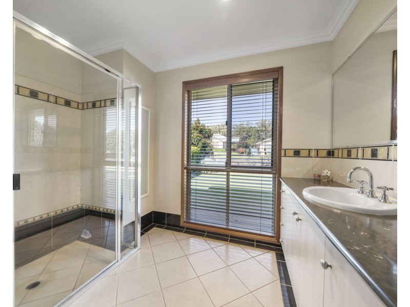 43 McClymont Drive, Rangeville QLD 4350
