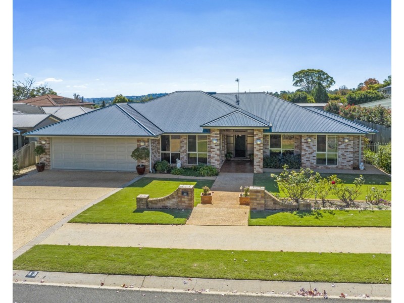 43 McClymont Drive, Rangeville QLD 4350