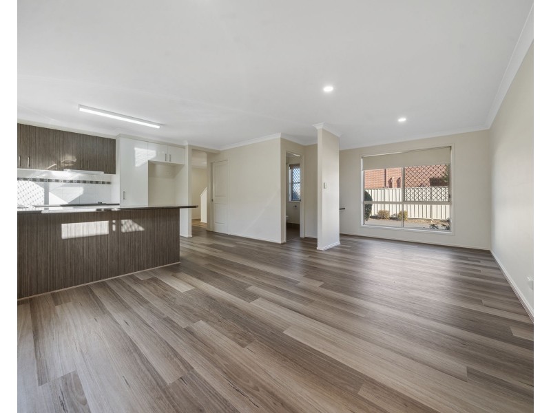 1/351 Greenwattle Street, Wilsonton QLD 4350