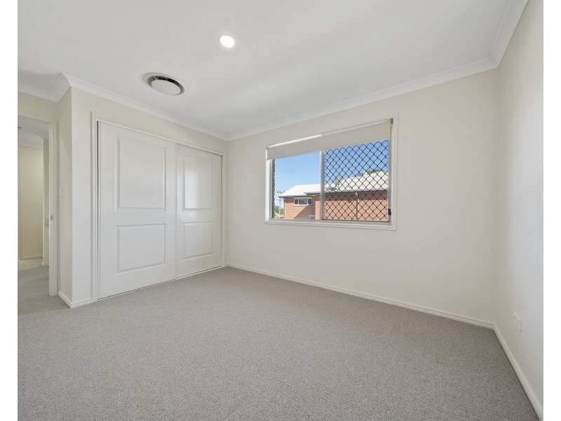 1/351 Greenwattle Street, Wilsonton QLD 4350
