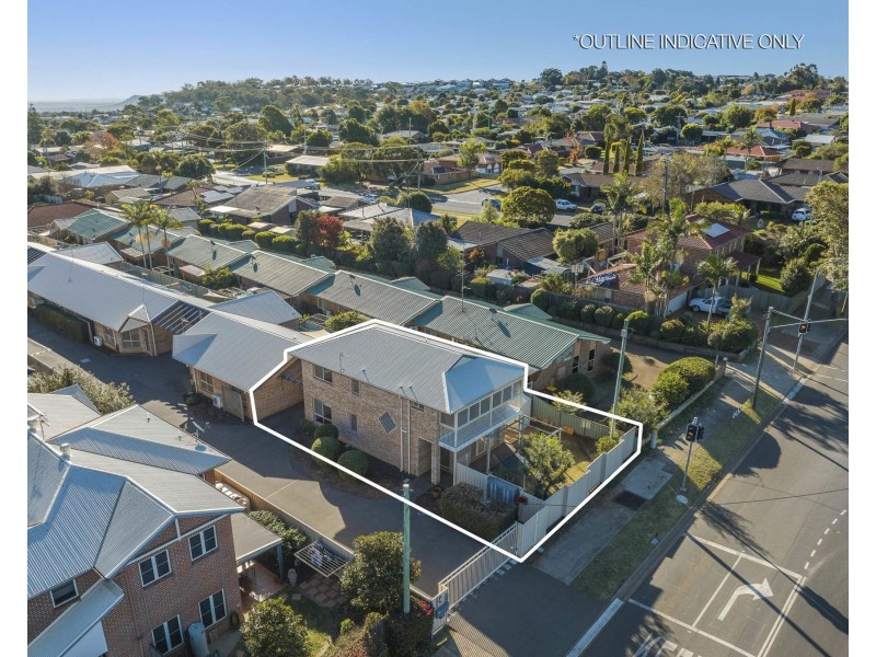 1/351 Greenwattle Street, Wilsonton QLD 4350