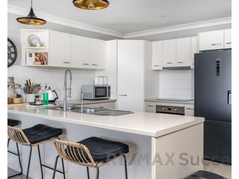 10 Cashmore Street, Wyreema QLD 4352