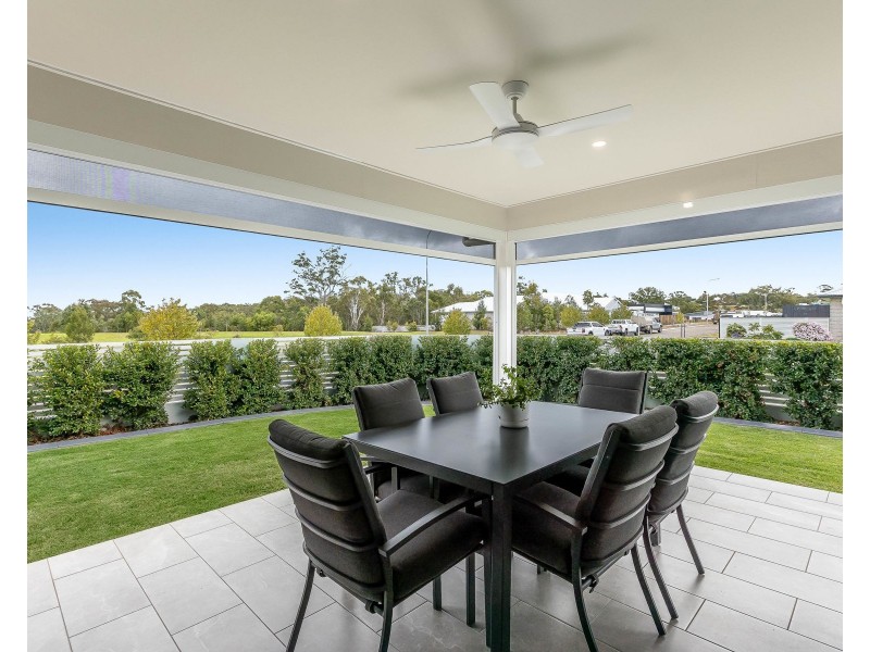 2/31 O’Neill Circuit, Kearneys Spring QLD 4350