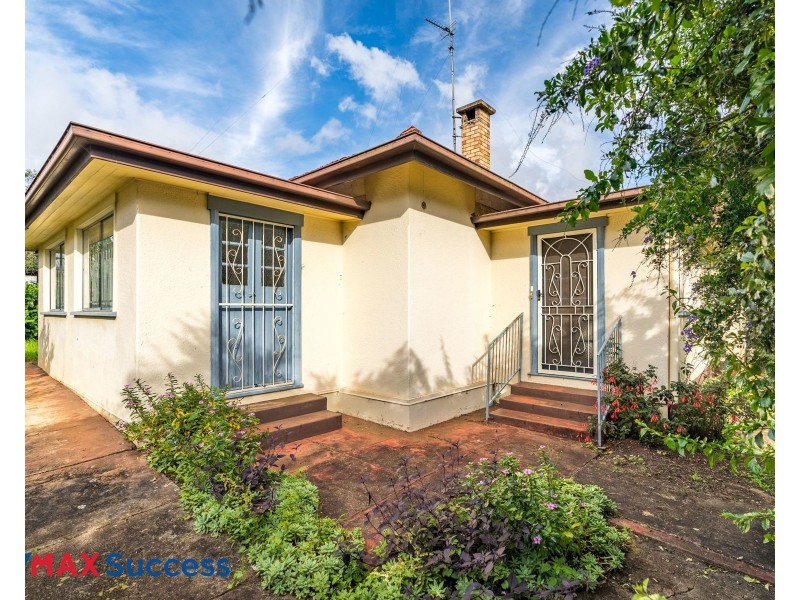 76 Lindsay Street, East Toowoomba QLD 4350