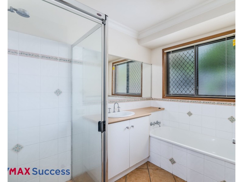 2/28 Fay Court, Kearneys Spring QLD 4350