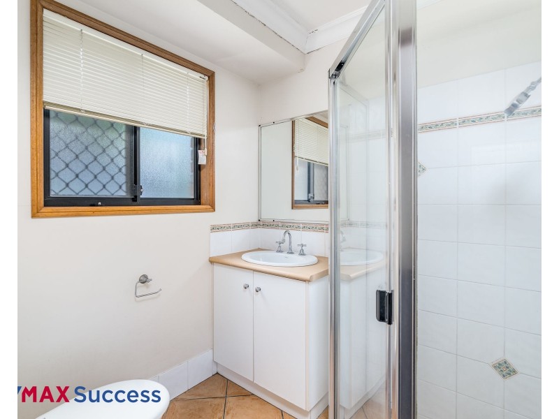 2/28 Fay Court, Kearneys Spring QLD 4350